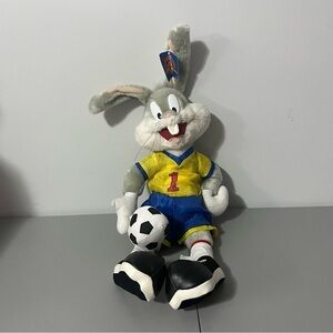 3/25$(Mix) Bugs Bunny soccer player plush toy from Looney Tunes 1998 Vintage NWT